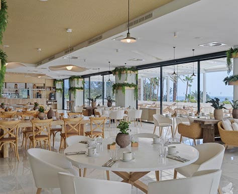 All copyrights reserved, this image on this site and it's copyright owned by the photographer. Image is not to be reprinted or reused without the express permission of the photographer who took it. Copyrights uses for Melia Hotels for sales and marketing promotions only